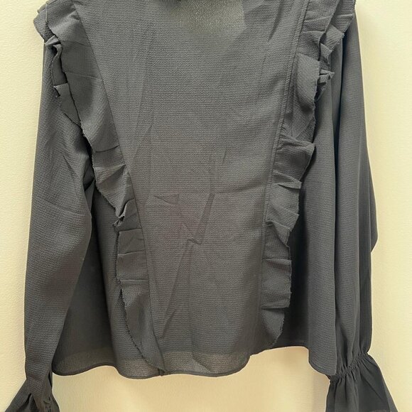 Chic Black Ruffle Blouse – Feminine & Flowy Elegance - Picture 2 of 5